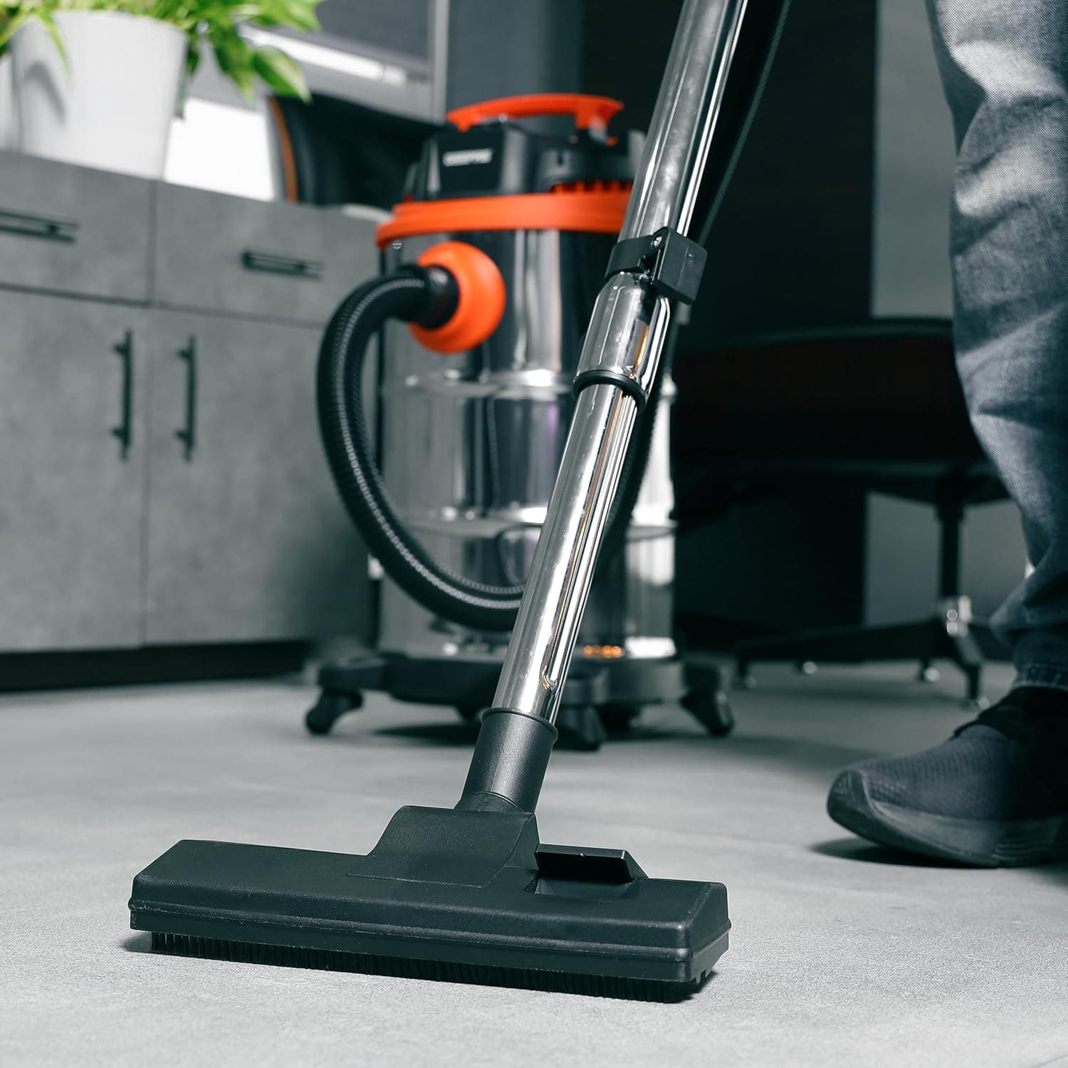 Geepas 1400 W Wet And Dry Vacuum Cleaner Gvc19032 30 L Dust Bag Capacity 5 M Cord Length 3 In 1 Function Wet Dry And Blow Powerful Suction Accessories Storage Function 2 Years Warranty